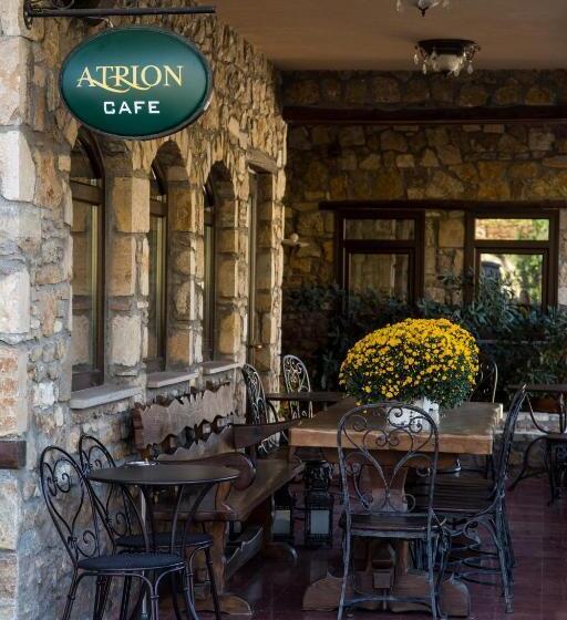 בית מלון כפרי Atrion Highland