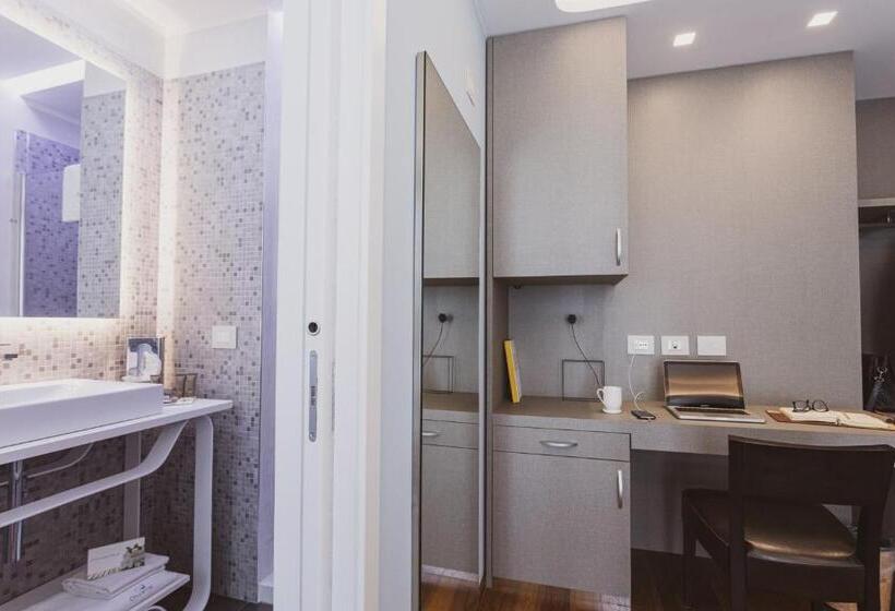 Callistos Hotel & Spa