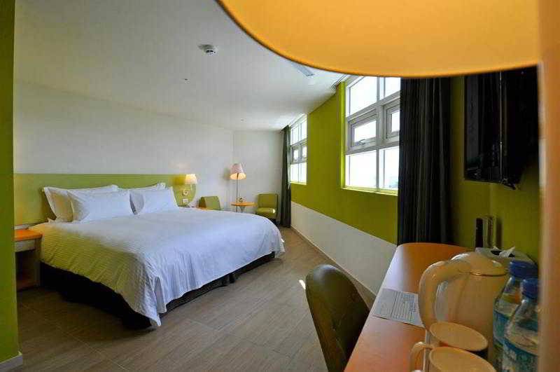 هتل Fullon Poshtel Kenting