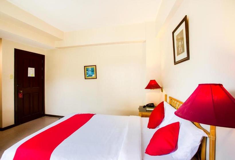 ホテル The Humbertos