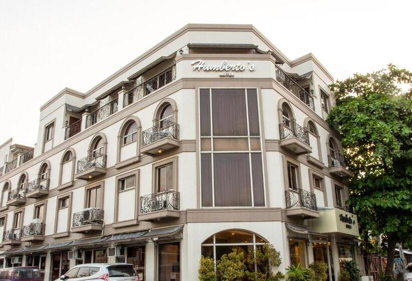 Отель The Humbertos