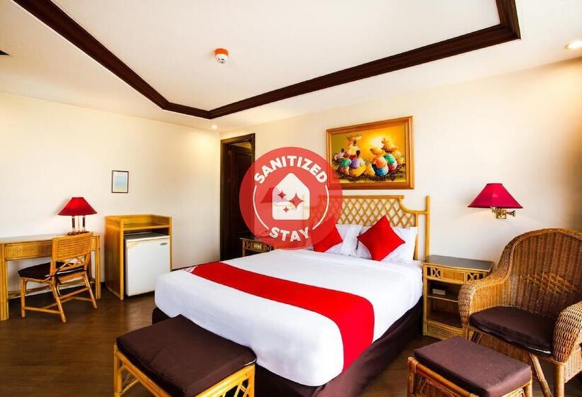 ホテル The Humbertos