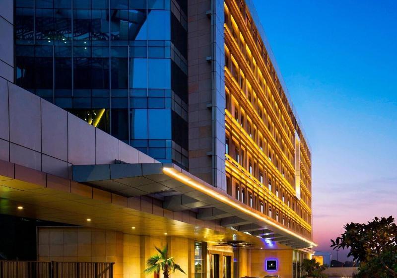 Jw Marriott Hotel New Delhi Aerocity
