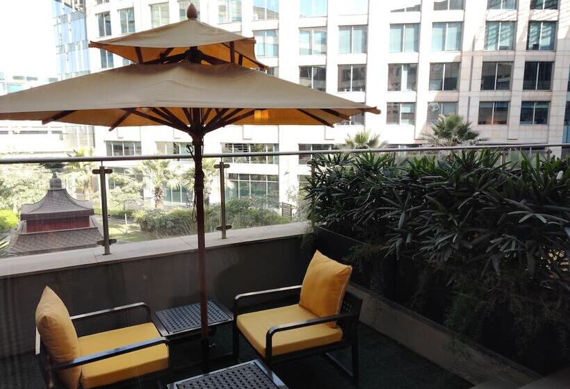 Jw Marriott Hotel New Delhi Aerocity