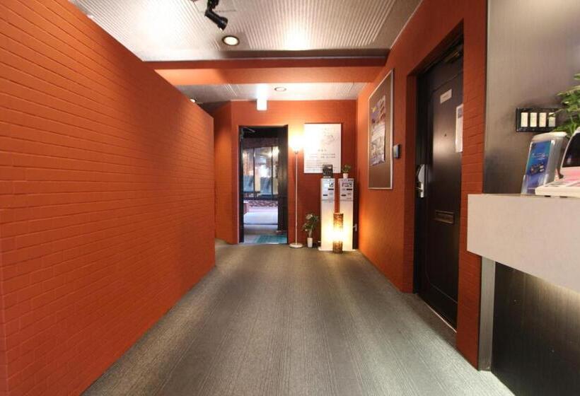 בית מלון כפרי Livemax Budget Fuchu