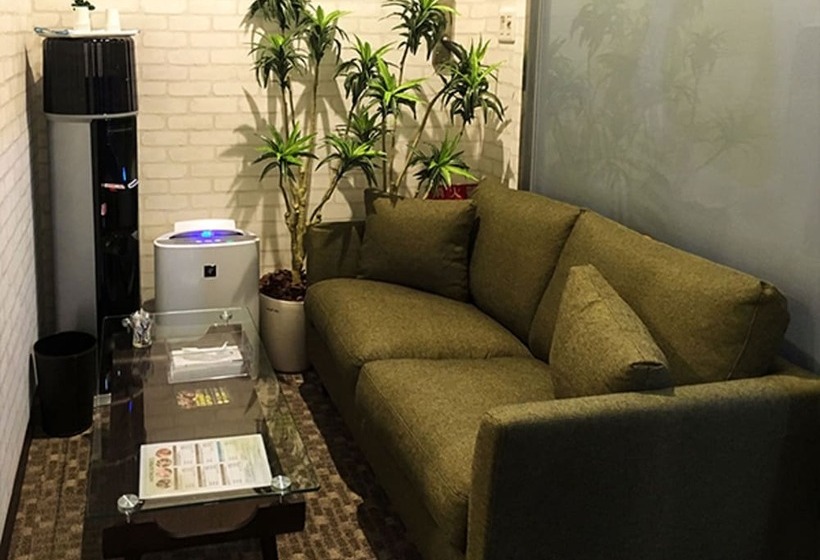 בית מלון כפרי Livemax Budget Fuchu