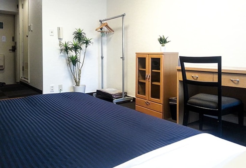 בית מלון כפרי Livemax Budget Fuchu