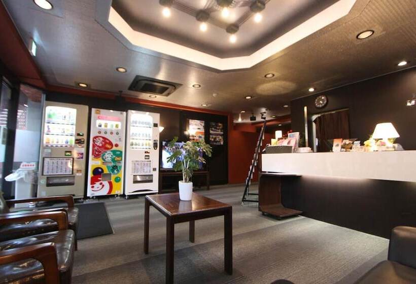 בית מלון כפרי Livemax Budget Fuchu