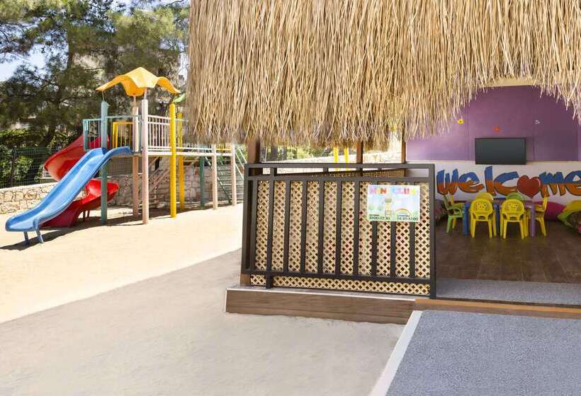 هتل Ramada Resort By Wyndham Akbuk  All Inclusive