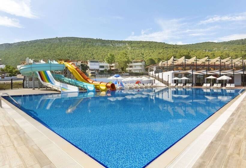 هتل Ramada Resort By Wyndham Akbuk  All Inclusive