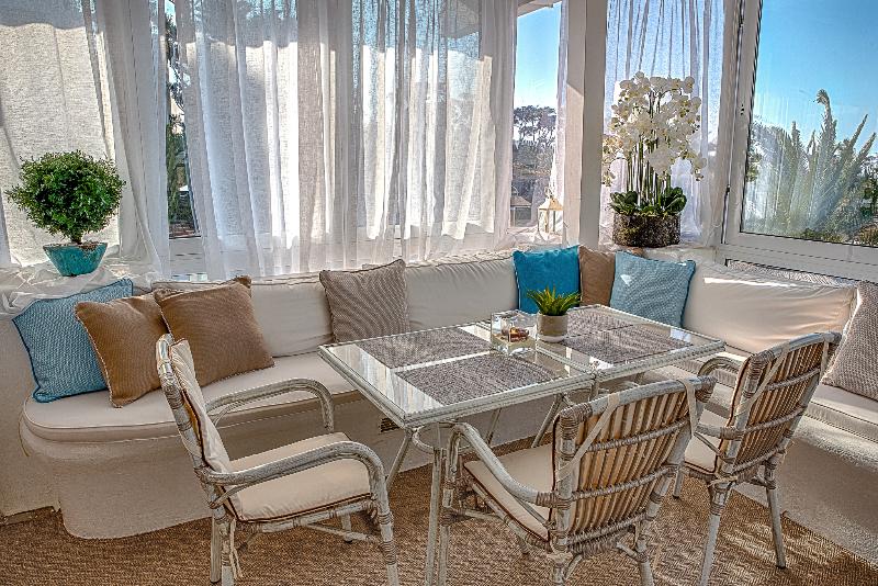 Iros Boutique Suites & Villas