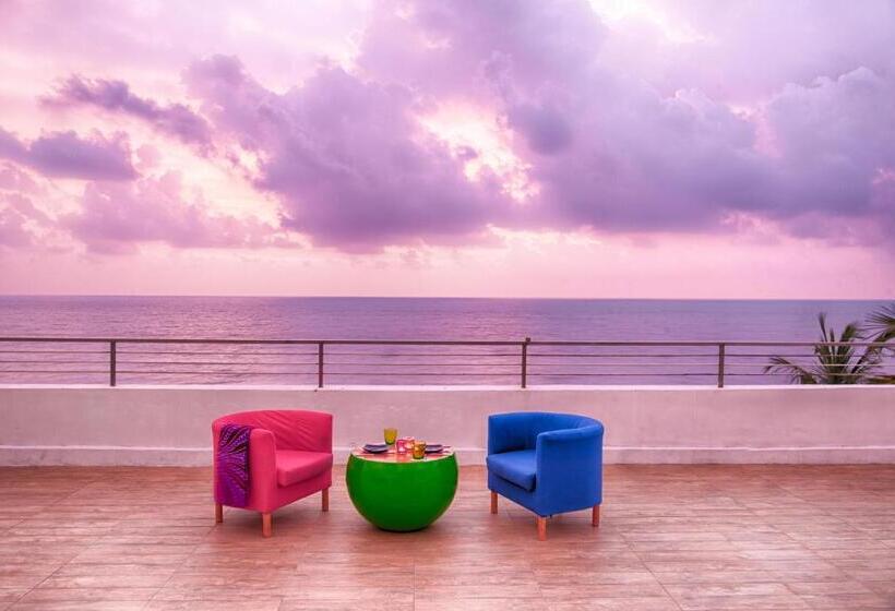 בית מלון כפרי J Negombo