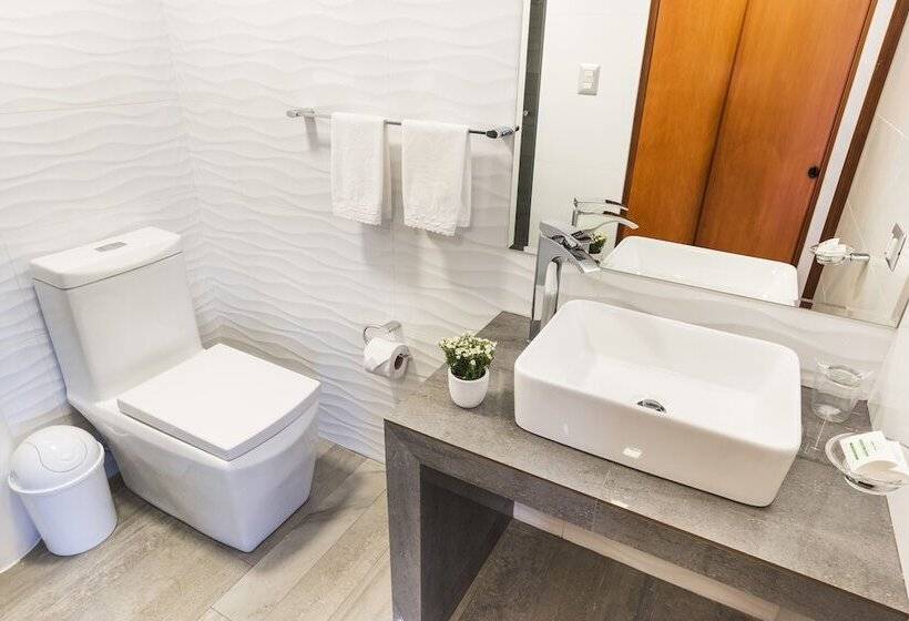 ホテル Natura Inn