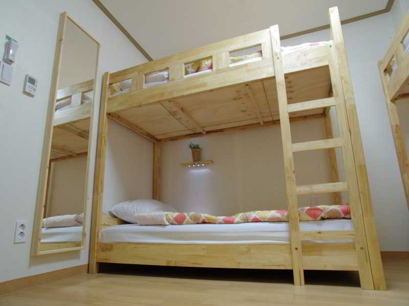 هتل Stay In Gam Jongno Hostel