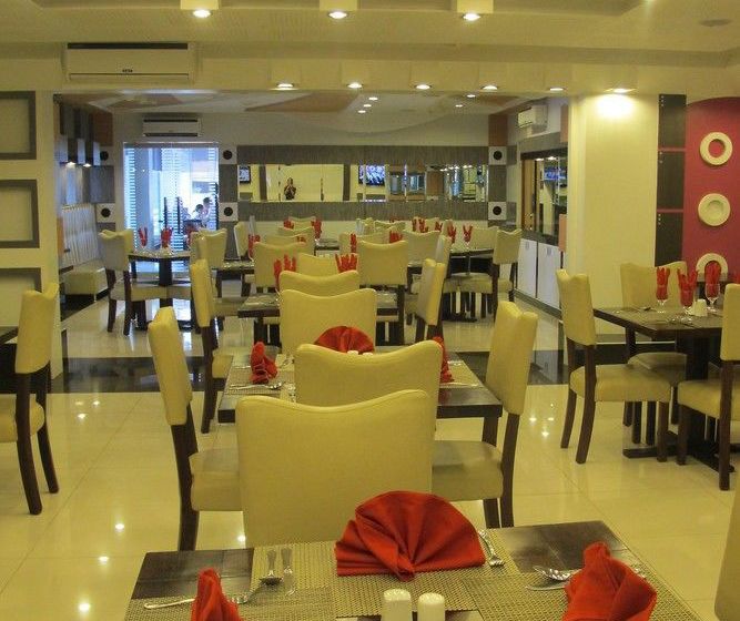 ホテル The Metropolis Suites Davao