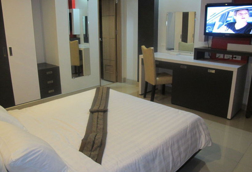 ホテル The Metropolis Suites Davao