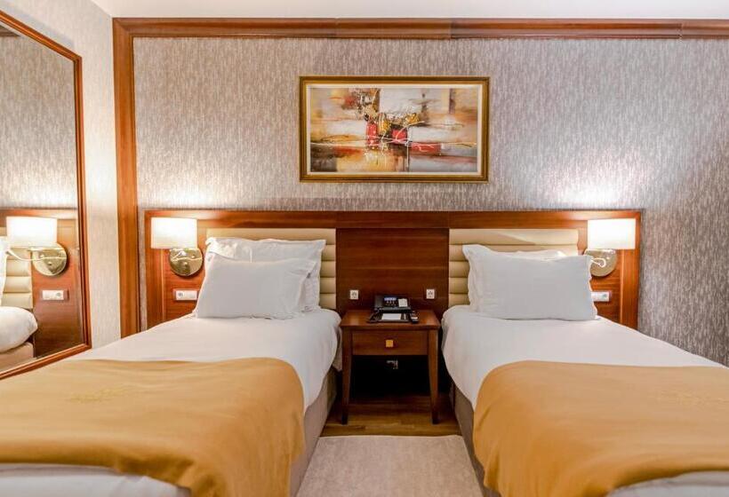 فندق Wellborn Luxury