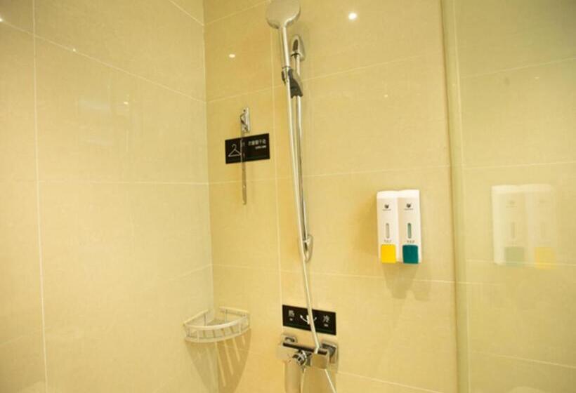 ホテル City Comfort Inn Huanggang Luotian Yishui Waitan
