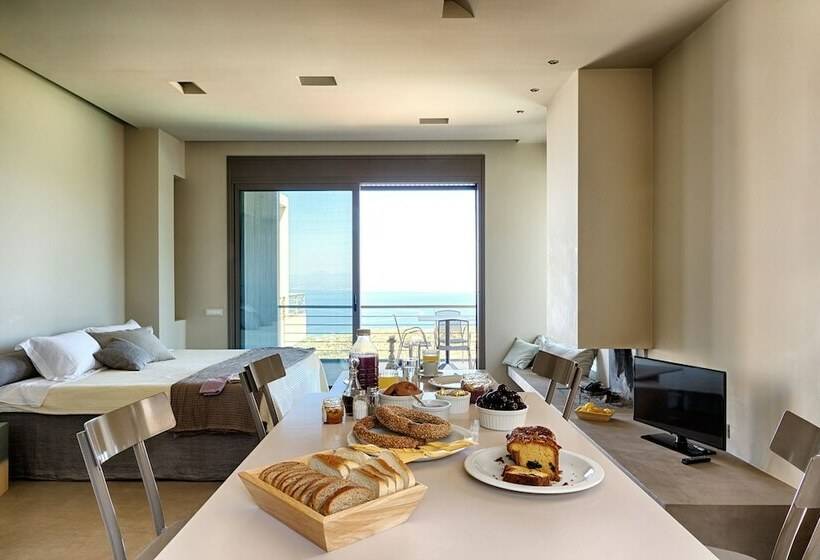 هتل Euphoria Suites