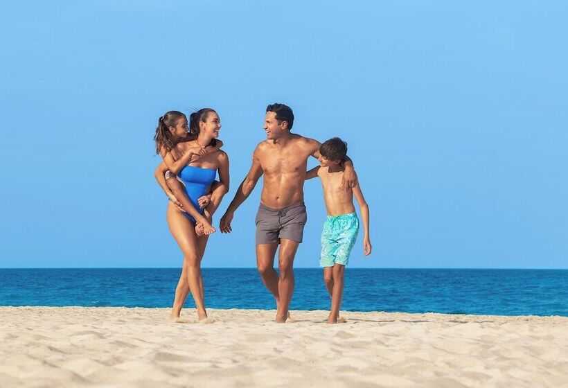 هتل Dreams Cozumel Cape Resort & Spa