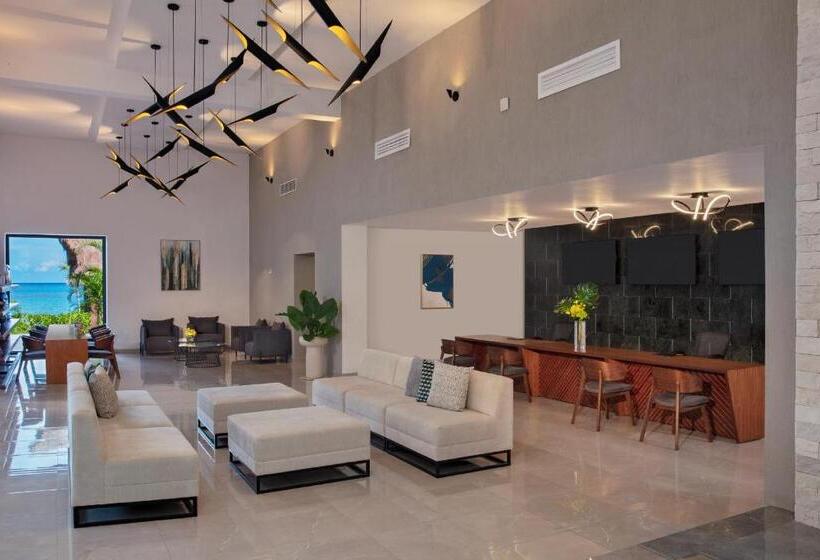 هتل Dreams Cozumel Cape Resort & Spa