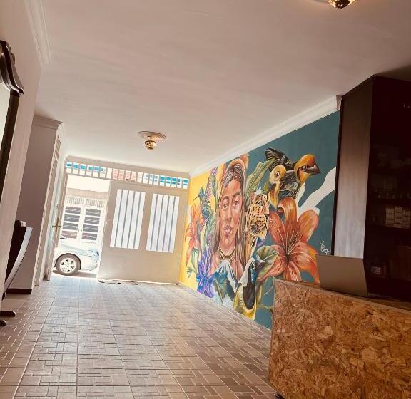 پانسیون Hostel Brisas Del Nevado