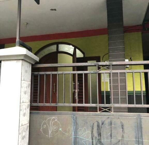 פנסיון Rahayu Guest House