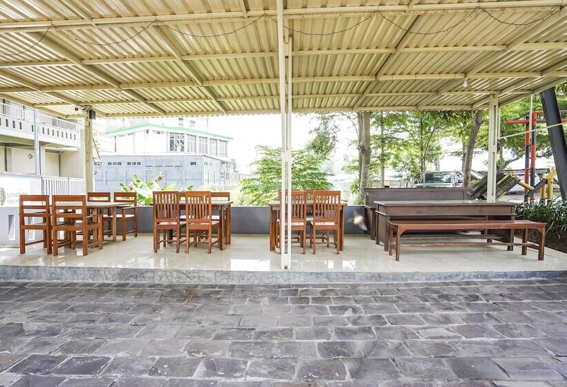 Отель Oyo Flagship 90886 Sunset View Homestay