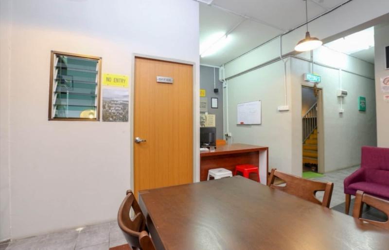 فندق Spot On 90449 Bed Station Guest House Dormitory
