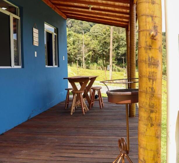 ペンション Recanto Em Cores   Chalé Com Uma Linda Vista Para As Montanhas