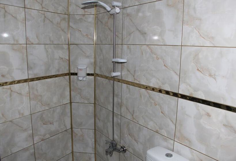 Grand Niki Hotel & Spa