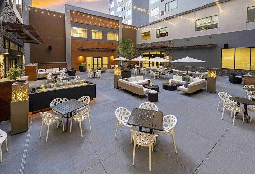 هتل Element Colorado Springs Downtown