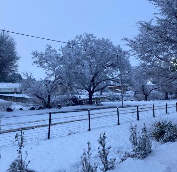 פנסיון Old Mill Inn