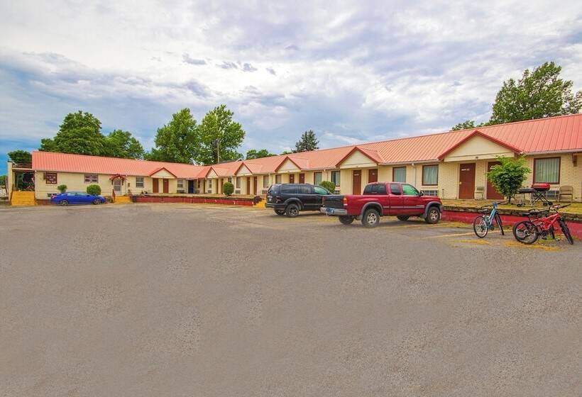 Sunflower Motel
