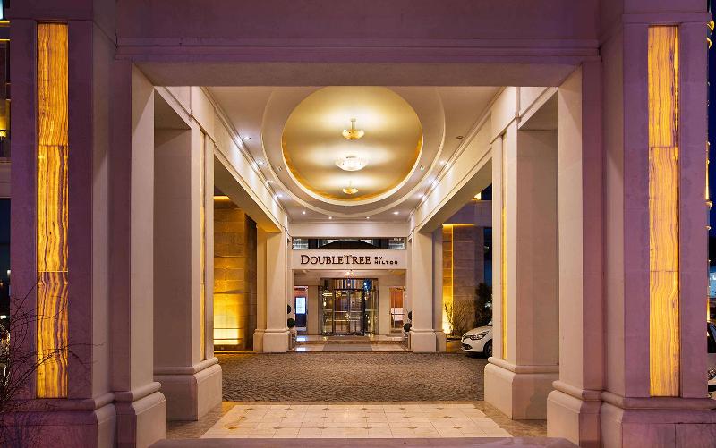Doubletree By Hilton Hotel Van