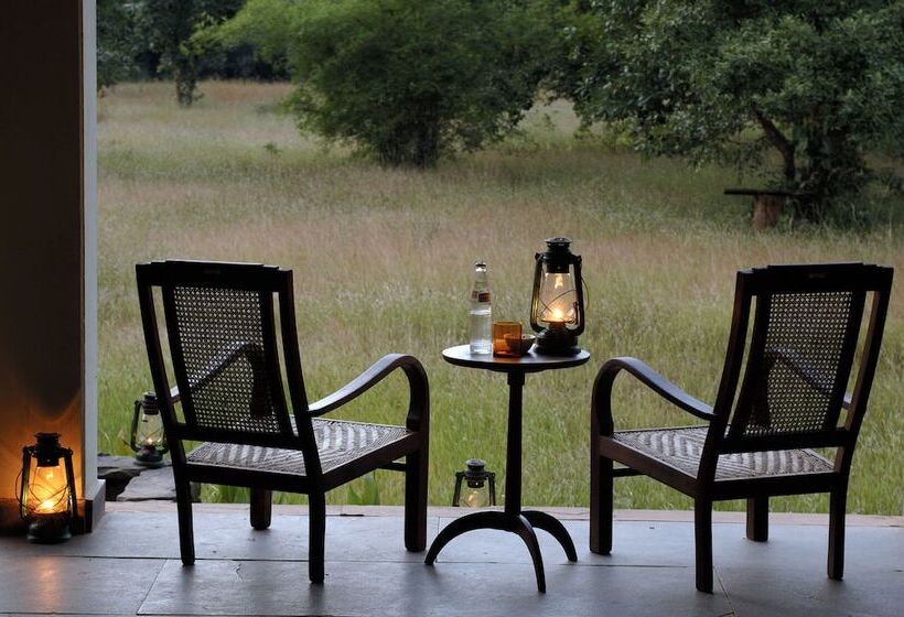 호텔 Mahua Kothi Bandhavgarh - A Taj Safari Lodge