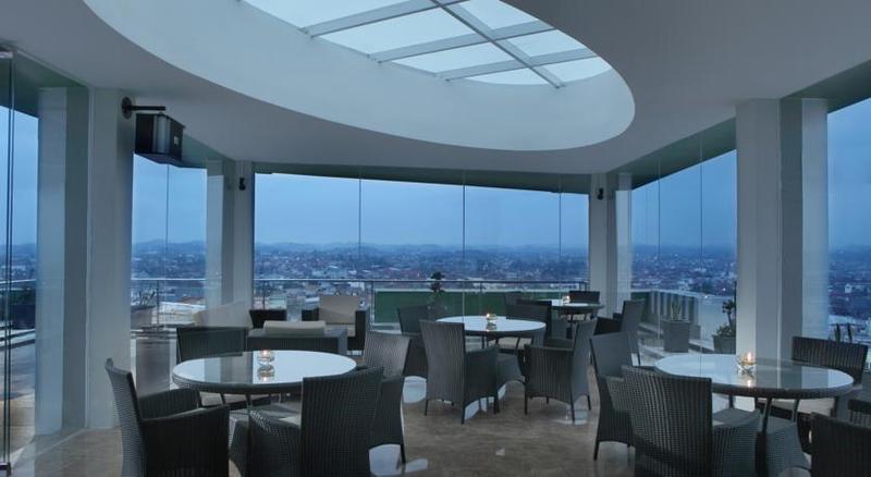 هتل Santika Tasikmalaya