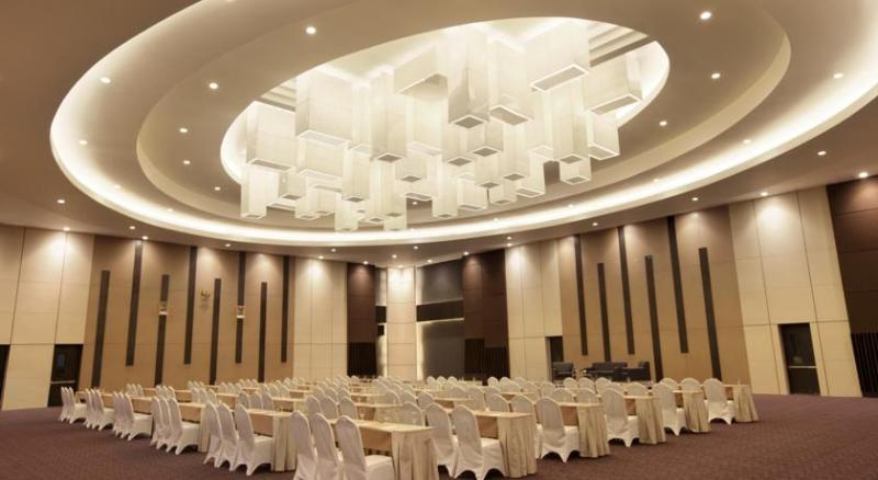 هتل Santika Tasikmalaya