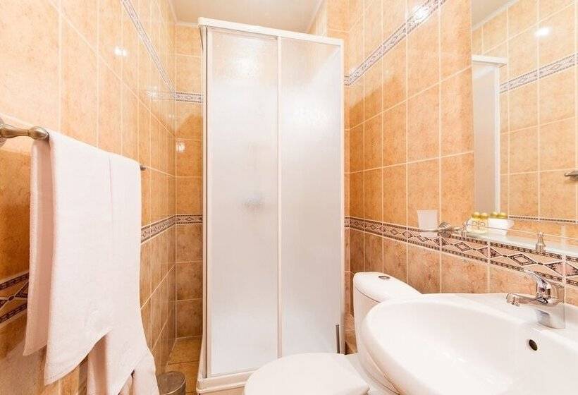 בית מלון כפרי Ural