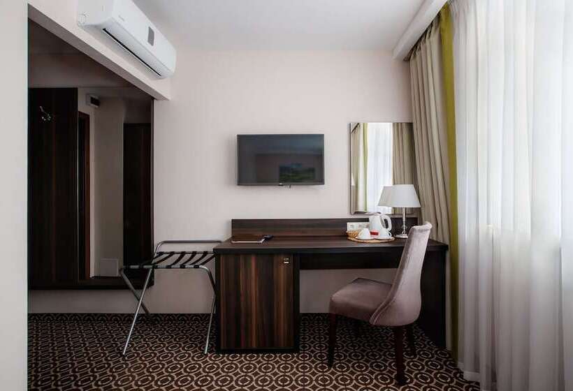 בית מלון כפרי Ural