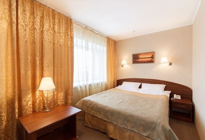 בית מלון כפרי Ural