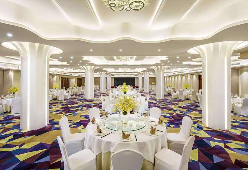 Отель Wyndham Garden Suzhou