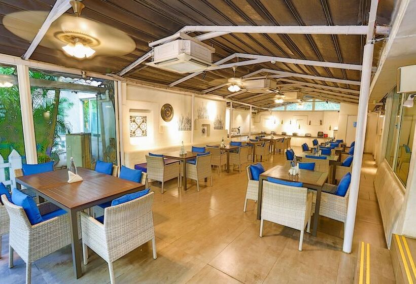 هتل Zone Connect By The Park Goa Calangute