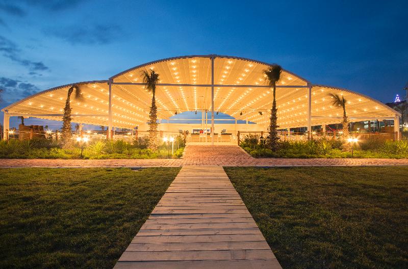 استراحتگاه Wyndham Garden Lara