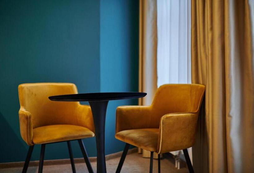 هتل Alfréd A Hermína