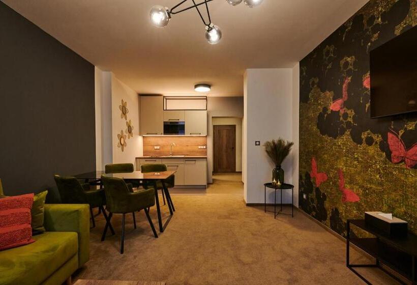 هتل Alfréd A Hermína