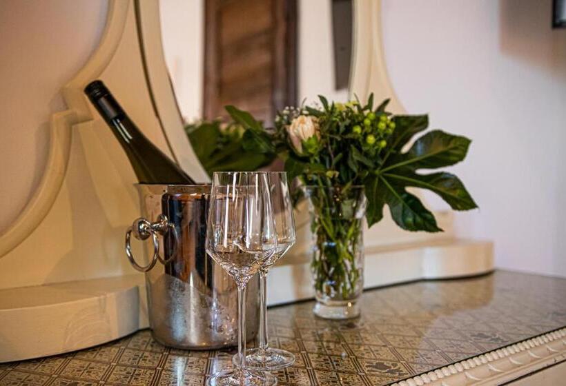 فندق Burg Gutenfels