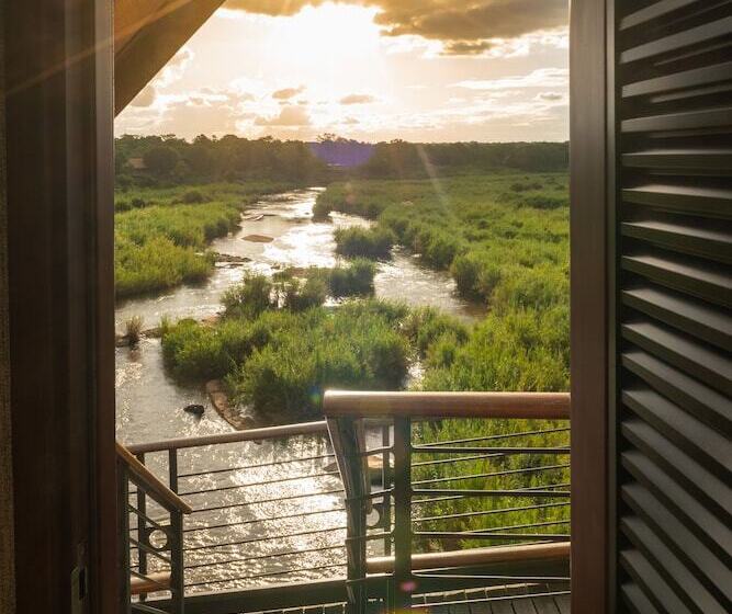 호텔 Kruger Shalati   Train On The Bridge & Garden Suites
