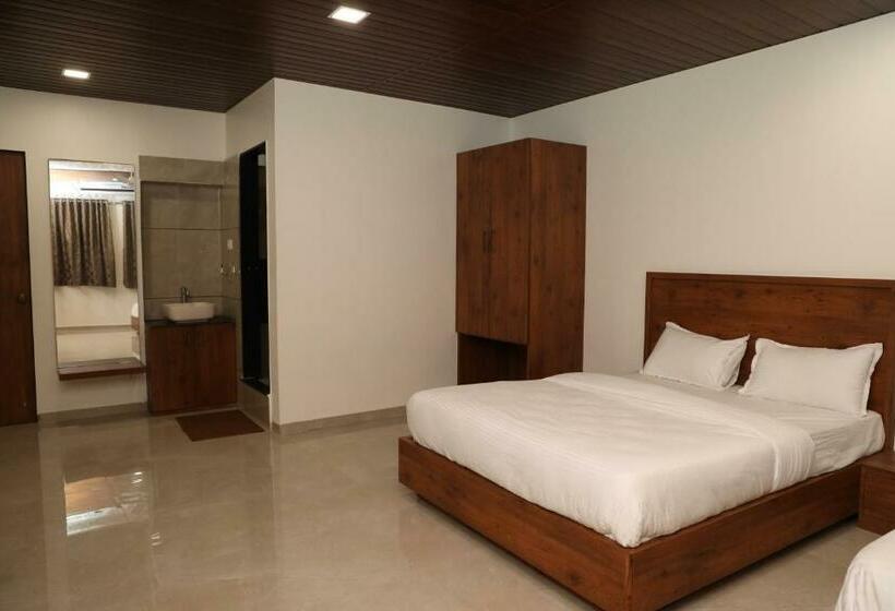 فندق Mahalaxmi Executive