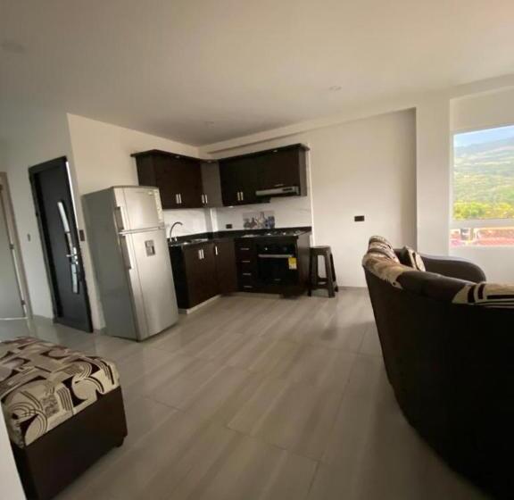 פנסיון Casa Toñita